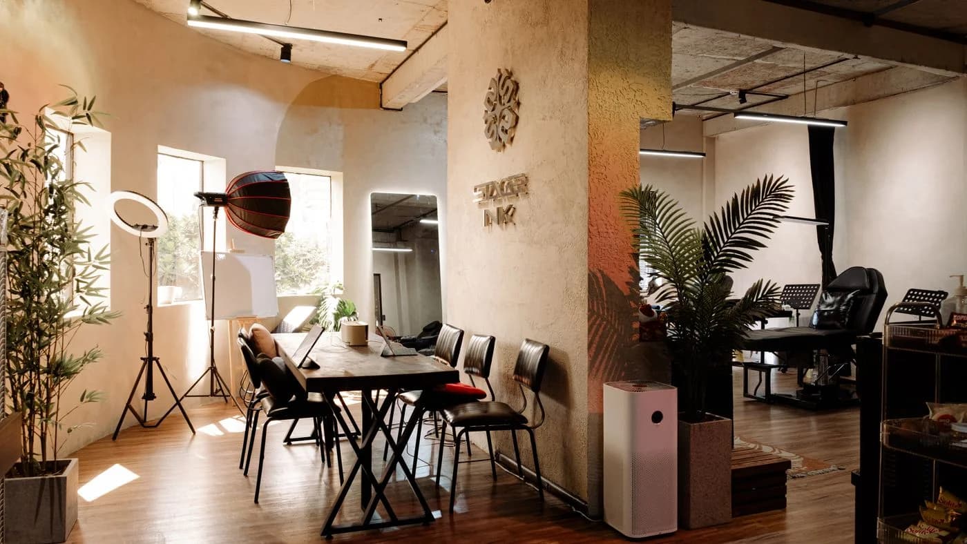 Tattooing in Saigon & Tropical Weather